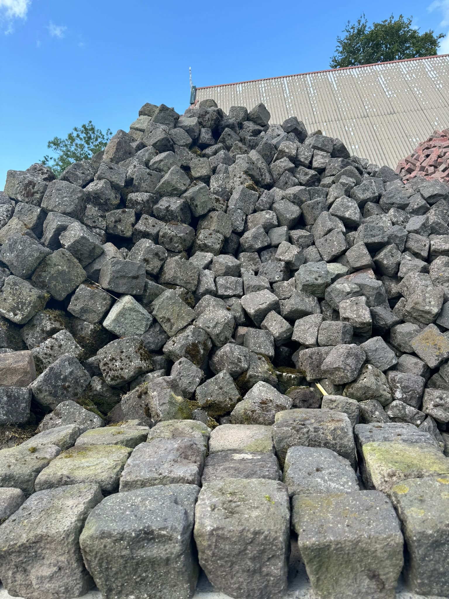 Lava basalt keien natuursteen gebruikt